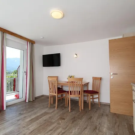 Apartman Petschnig 3 *