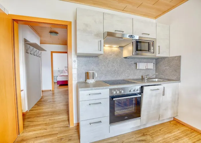 Petschnig 3 * דרובולאך אם פאקרסי